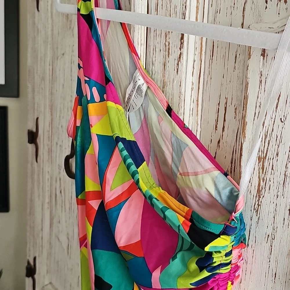 NWT Trina Turk One-Shoulder Leaf Print Dress in Pink, Green, Blue - SIZE SMALL - Picture 4 of 4